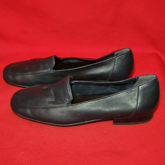 Nine West Leather Navy Blue Slip On Flat Shoes 5 1/2 M - Picture 7 of 10
